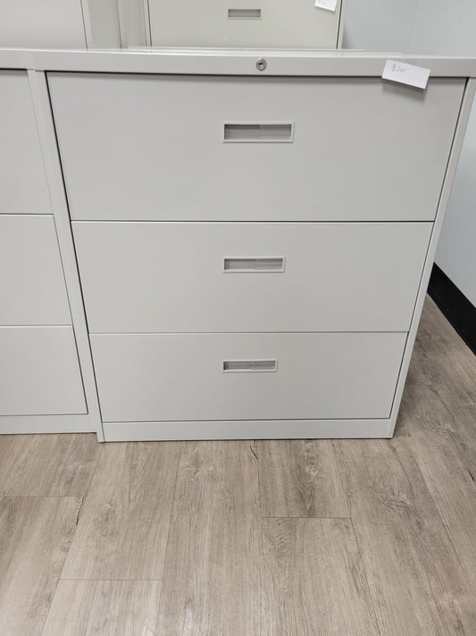 Pre-owned Steelcase 3-Drawer Filing, 36" Wide