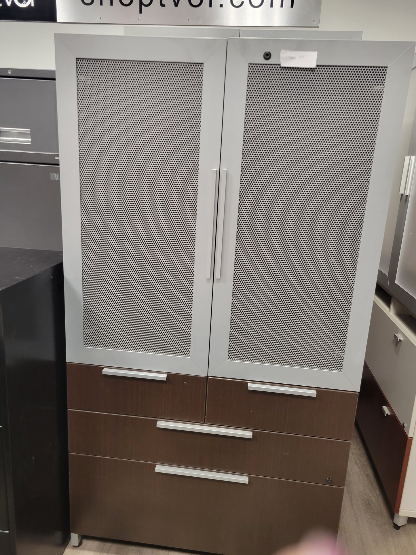 Lacosse Storage Unit