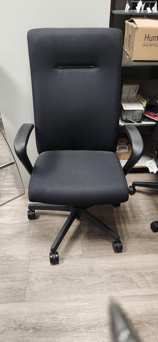 Preowned HON Ignition Executive Chair