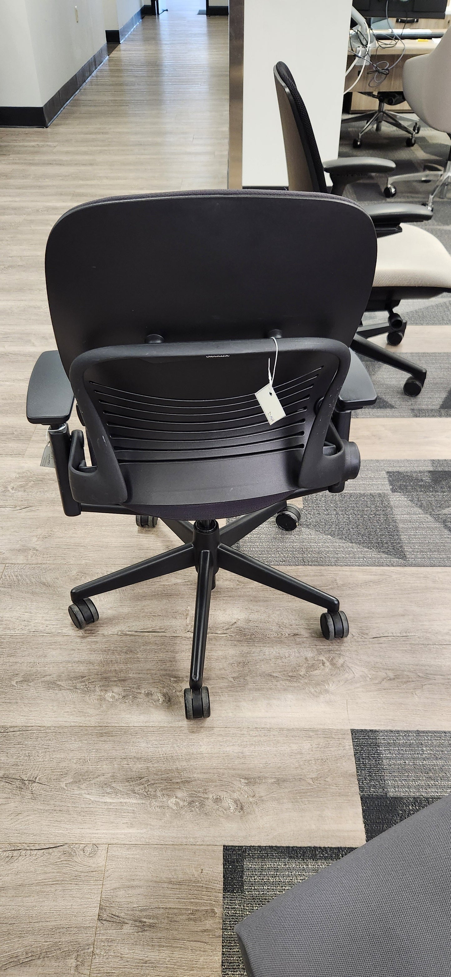Steelcase Leap V2 Task Chair | Pre-Owned | Fully Adjustable | Gray Fabric
