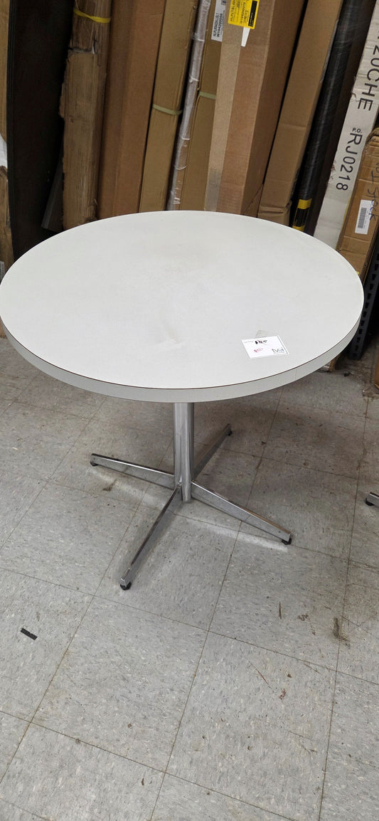 Pre-Owned Steelcase 30" Round Table (2)