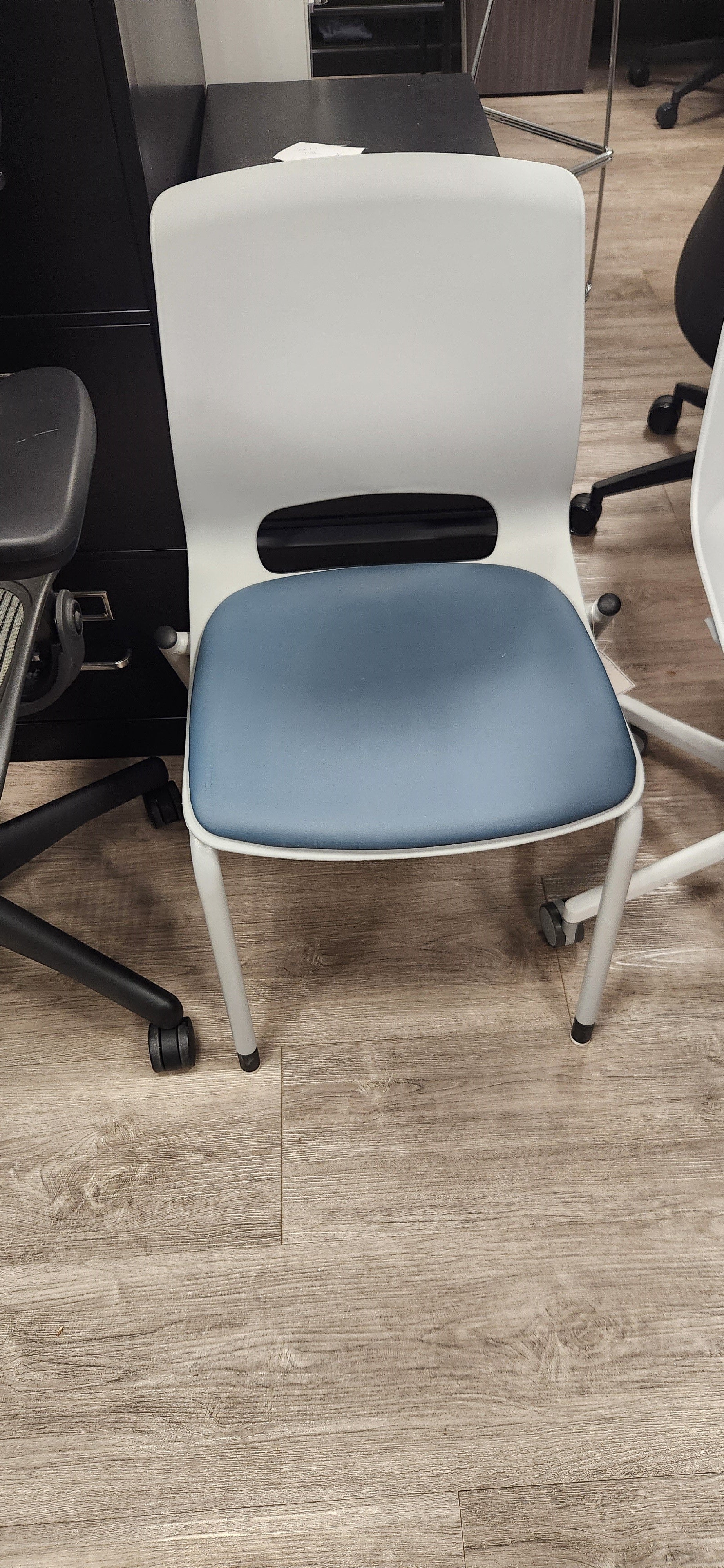 Preowned HON Motivate 4 Leg Stack Chair – Tech Valley Office Interiors