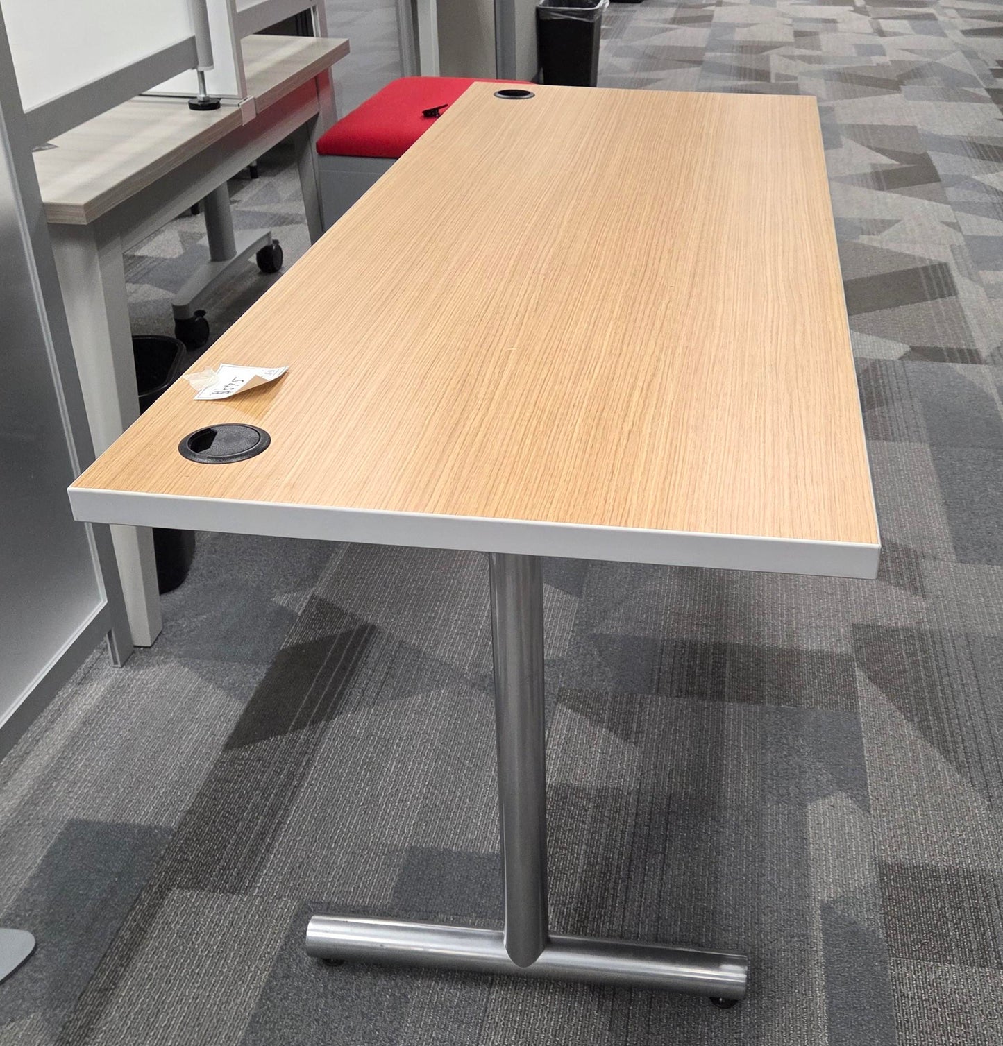 Preowned Versteel Performance Table 60x24